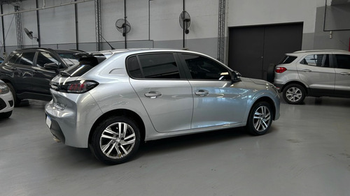 Peugeot 208 1.6 Feline Tiptronic