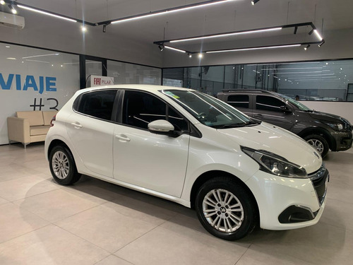 Peugeot 208 1.6 Allure