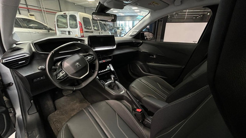 Peugeot 208 1.6 Feline Tiptronic