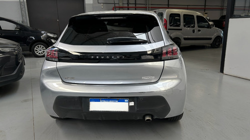 Peugeot 208 1.6 Feline Tiptronic