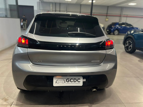 Peugeot 208 1.6l Feline Tiptronic