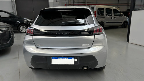 D_608029-MLA113464161743_062026-O Peugeot 208 1.6 Feline Tiptronic