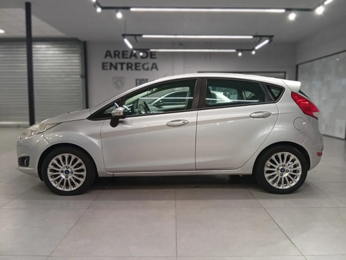 D_727931-MLA113472053529_062026-O Ford Fiesta Kinetic 1.6 Se 120cv