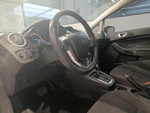 D_664792-MLA114436285030_082026-O Ford Fiesta Kinetic 1.6 Se Powershift 120cv