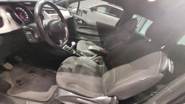 D_671065-MLA116812409215_082026-F Citroën Ds3 1.6 Vti 120 So Chic