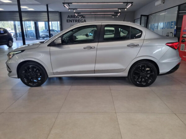 D_762369-MLA114437297490_082026-F Fiat Cronos 1.8 16v Precision