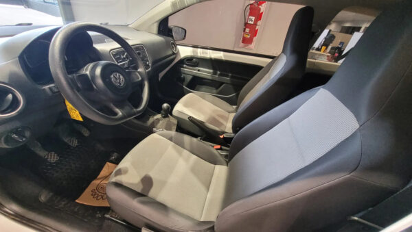 D_719392-MLA117075874219_092026-F Volkswagen Up! 1.0 Take Up! Aa 75cv 3p