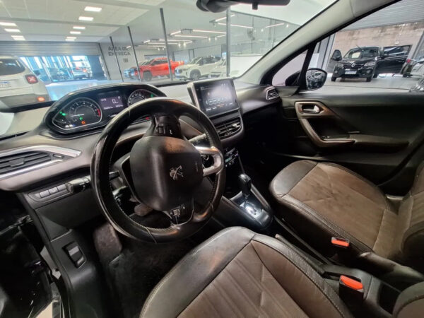Peugeot 2008 1.6 Feline Tiptronic